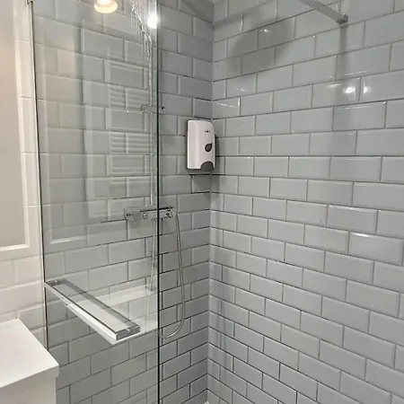 Homecomfort Delux * Varşova